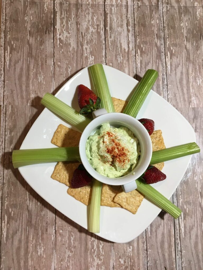 Gemüsesticks mit Hummus: Ein gesunder und leckerer Snack